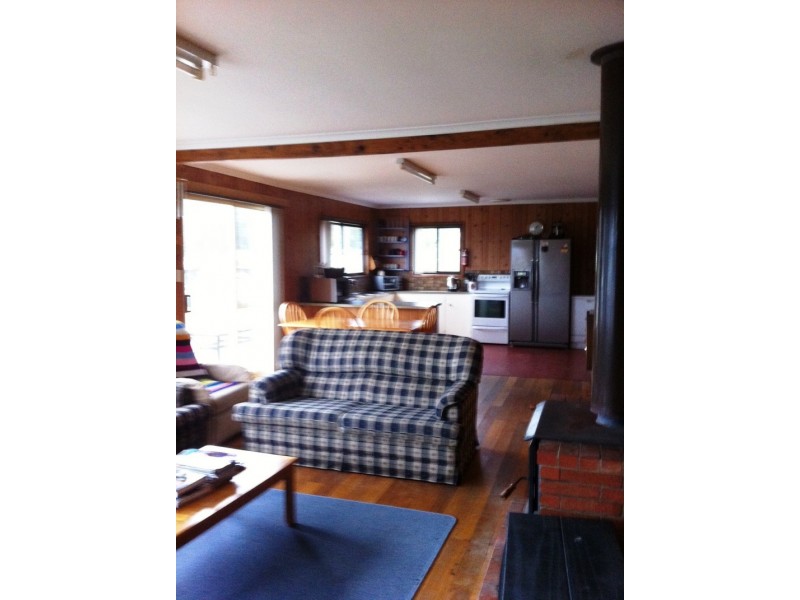 423 White Beach rd, White Beach TAS 7184