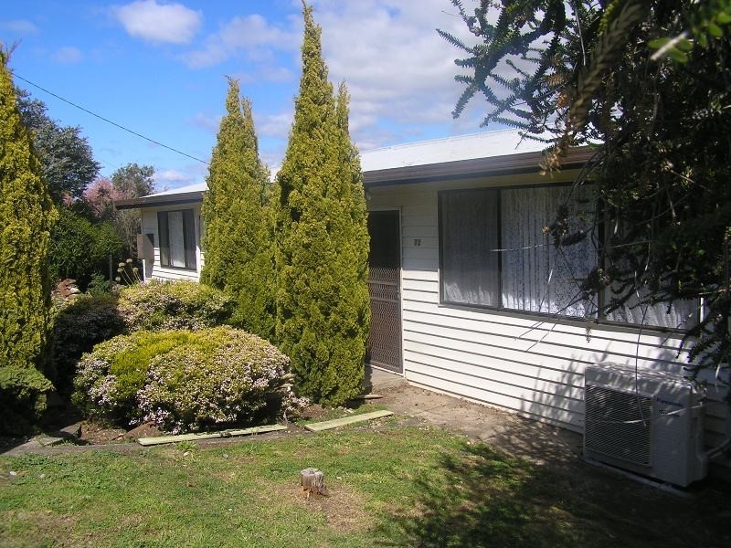 16 Brady Street, Midway Point TAS 7171