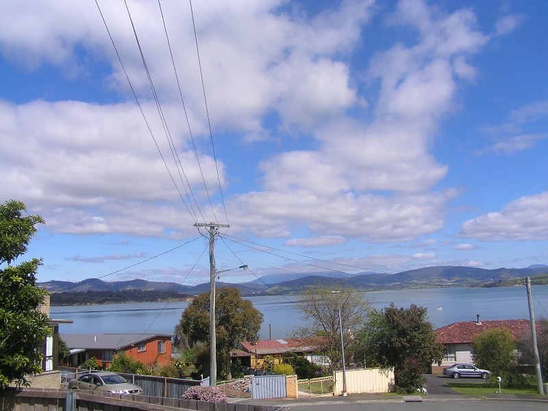 16 Brady Street, Midway Point TAS 7171