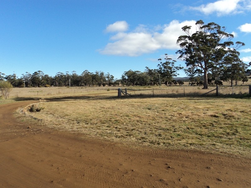 10746 Tasman Highway, Little Swanport TAS 7190