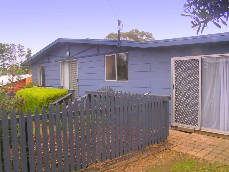 8 Tenth Avenue, Dodges Ferry TAS 7173