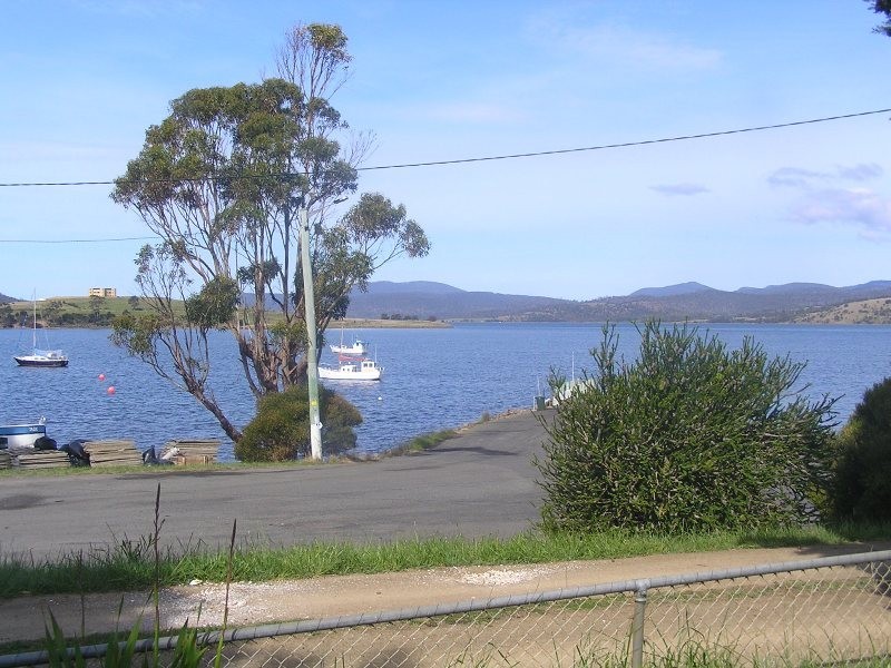 18 Boomer Jetty Road, Boomer Bay TAS 7177