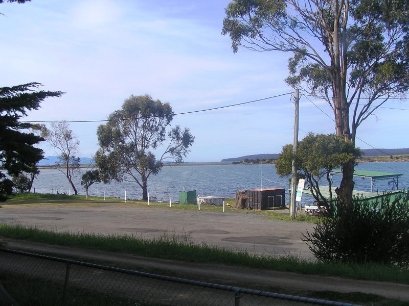 18 Boomer Jetty Road, Boomer Bay TAS 7177