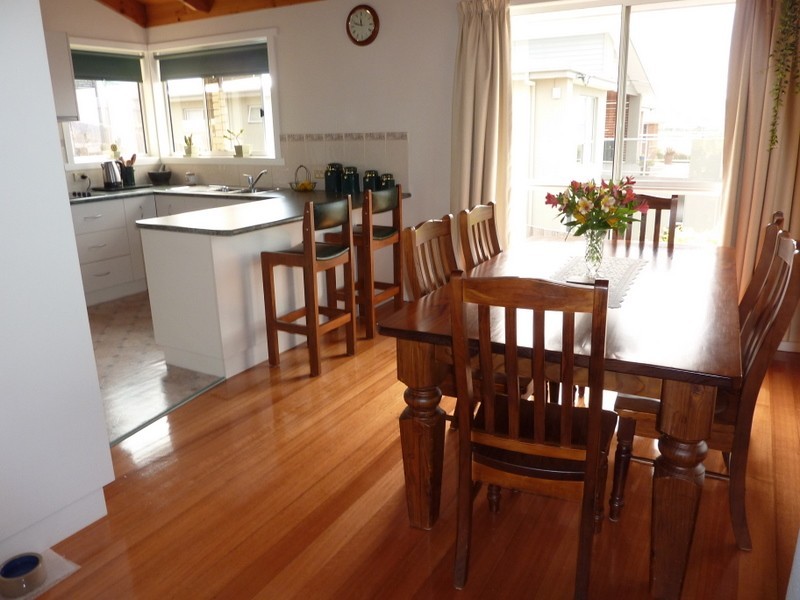 6 Stewart Court, Midway Point TAS 7171