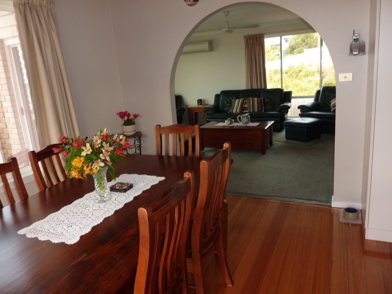 6 Stewart Court, Midway Point TAS 7171