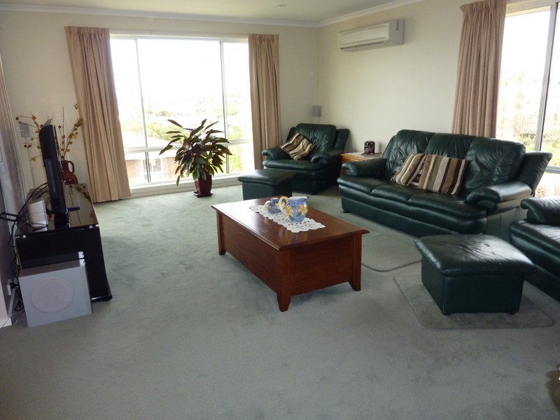 6 Stewart Court, Midway Point TAS 7171