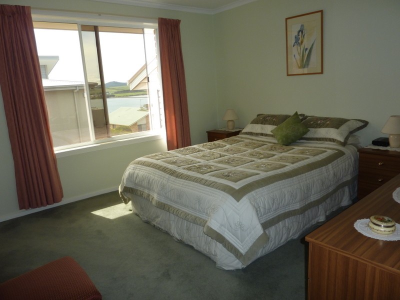 6 Stewart Court, Midway Point TAS 7171