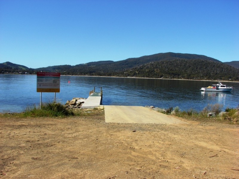 49 Batchela Street, White Beach TAS 7184