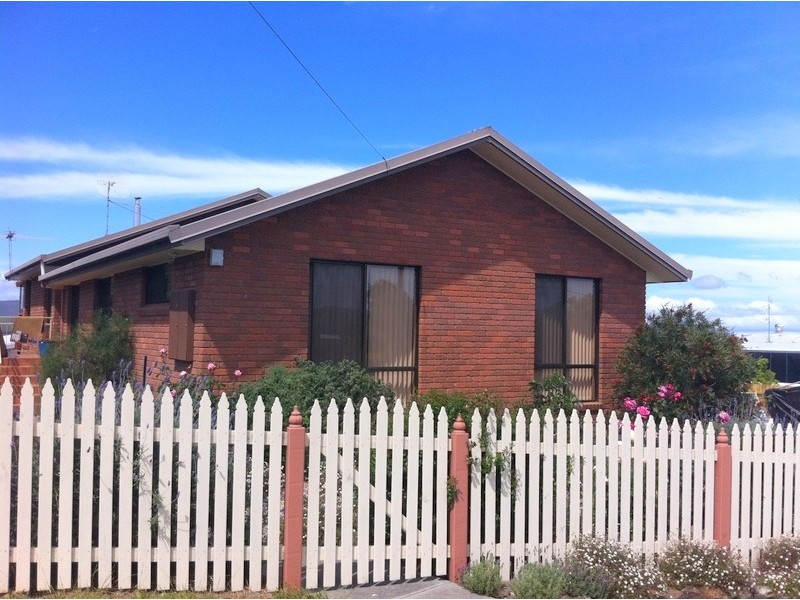 33 Raynors Road, Midway Point TAS 7171