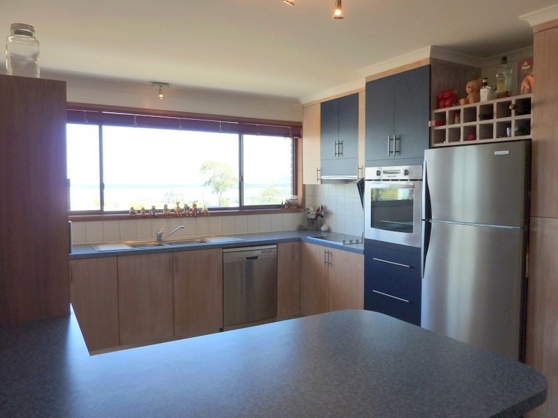 33 Raynors Road, Midway Point TAS 7171