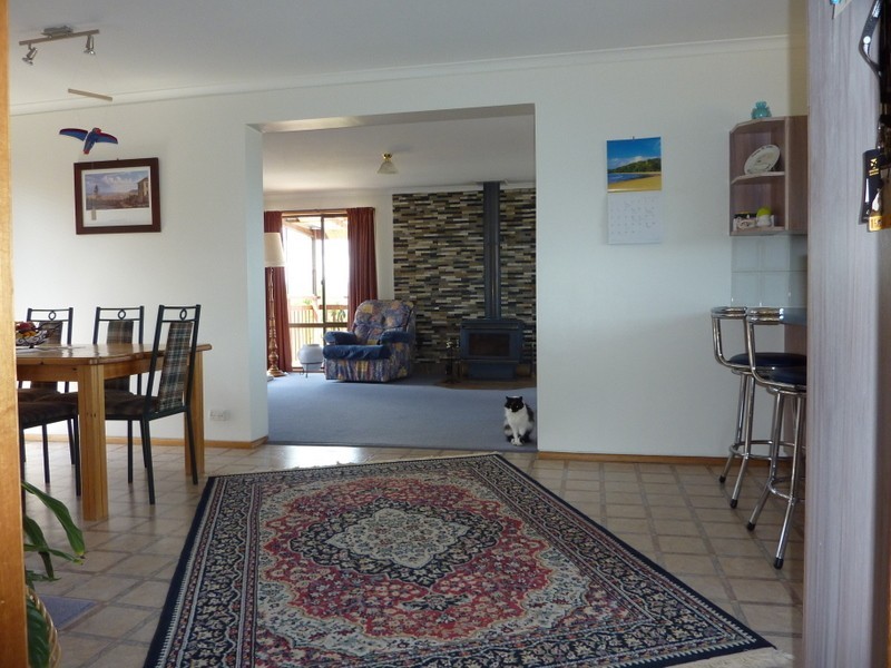 33 Raynors Road, Midway Point TAS 7171