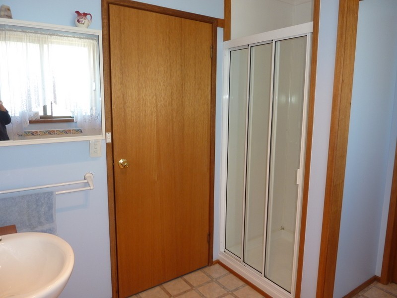 33 Raynors Road, Midway Point TAS 7171