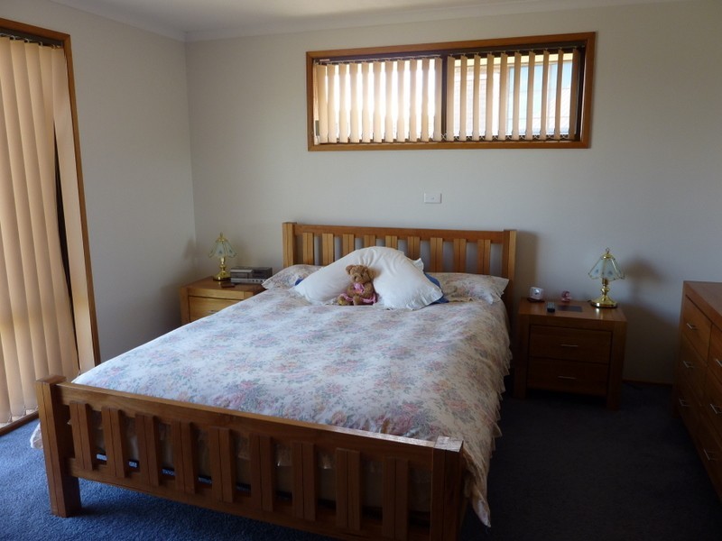 33 Raynors Road, Midway Point TAS 7171