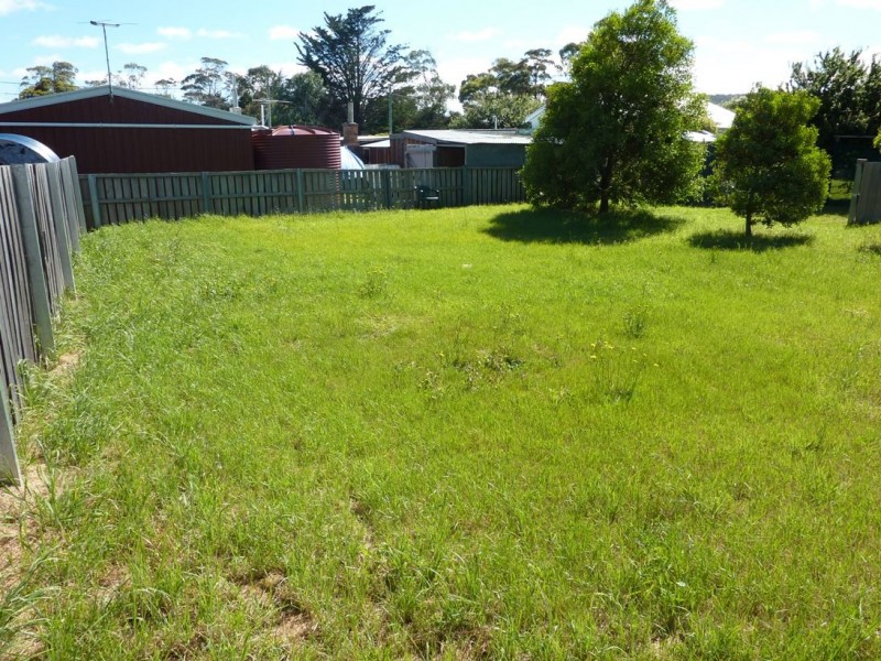 19 Eighth Avenue, Dodges Ferry TAS 7173