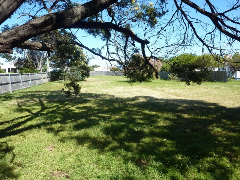 19 Eighth Avenue, Dodges Ferry TAS 7173