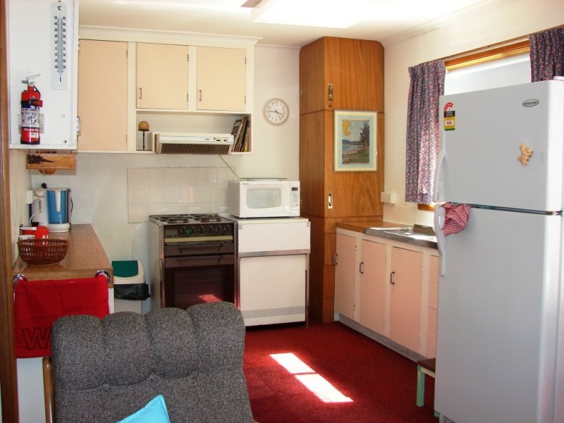 2 Martin Court, White Beach TAS 7184