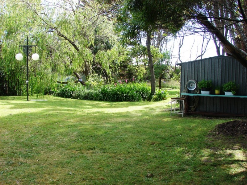 2 Martin Court, White Beach TAS 7184