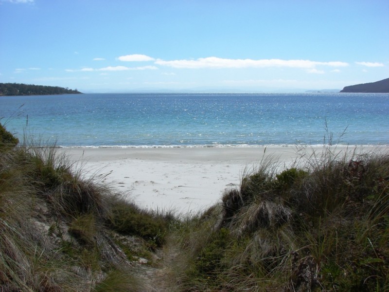 2 Martin Court, White Beach TAS 7184