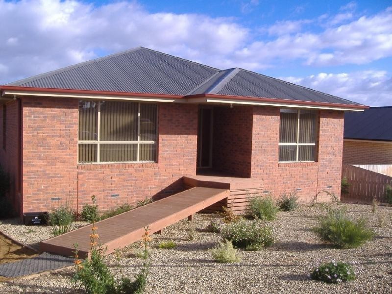 19 Kirabati Street, Midway Point TAS 7171