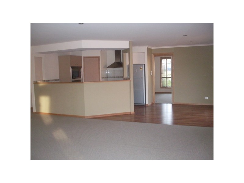19 Kirabati Street, Midway Point TAS 7171