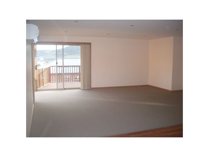 19 Kirabati Street, Midway Point TAS 7171