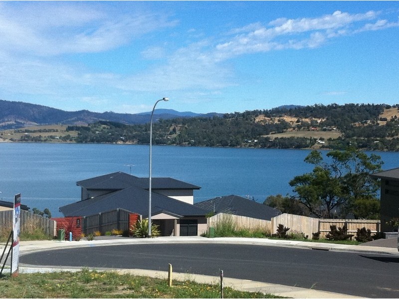 28 Abate Place, Midway Point TAS 7171