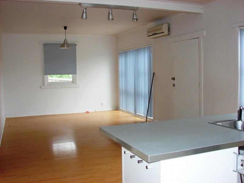 17 Blackwood Court, White Beach TAS 7184