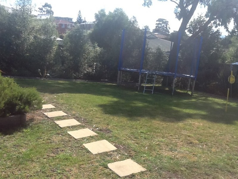 4 Suncrest Street, Midway Point TAS 7171