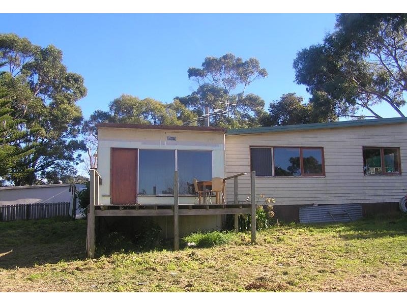 16-18 Broom Street, Primrose Sands TAS 7173