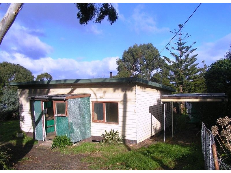 16-18 Broom Street, Primrose Sands TAS 7173