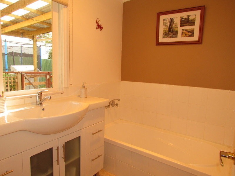 18 Wilson Street, Midway Point TAS 7171