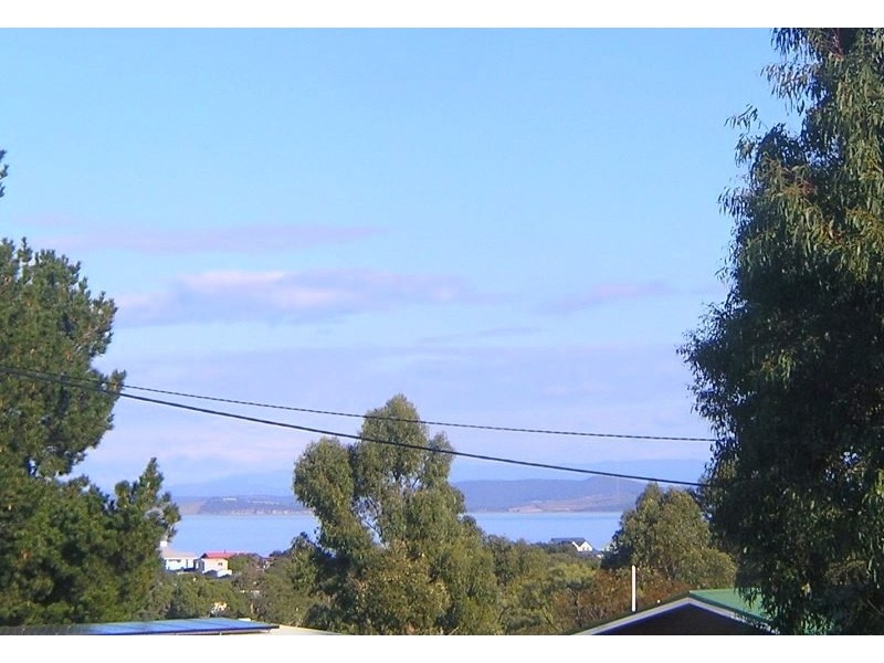 1 Meethenar Street, Carlton TAS 7173
