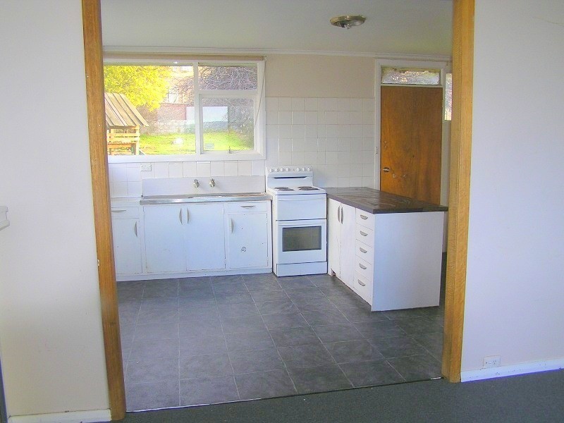 32 Esplanade, Midway Point TAS 7171