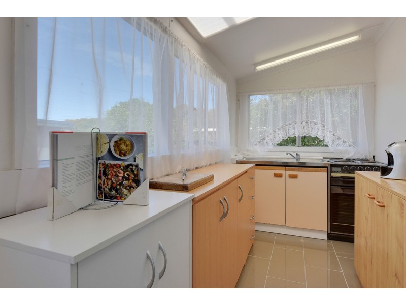 6 Poplar Court, Primrose Sands TAS 7173