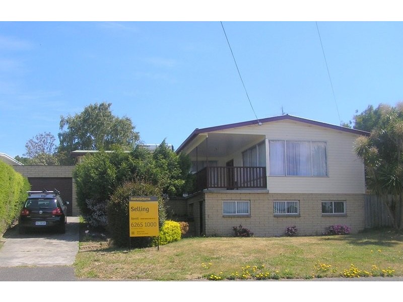 18 Esplanade, Midway Point TAS 7171