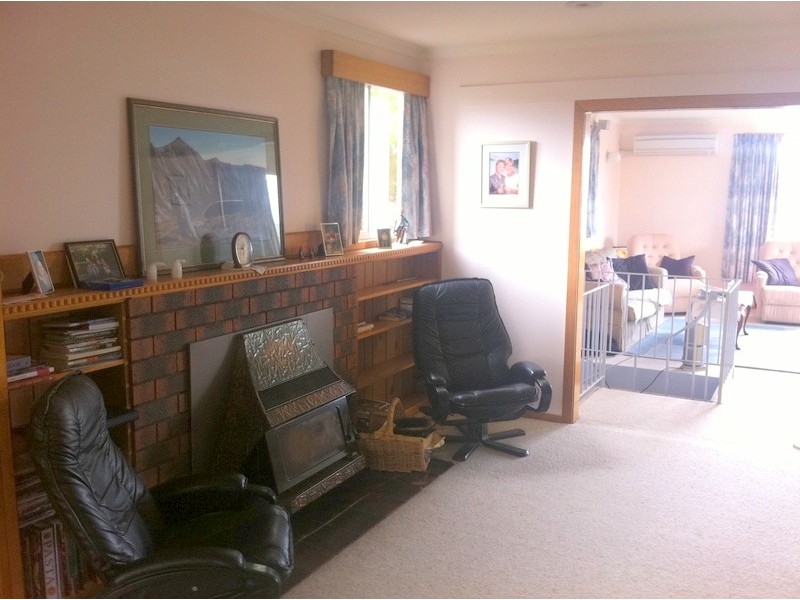 18 Esplanade, Midway Point TAS 7171