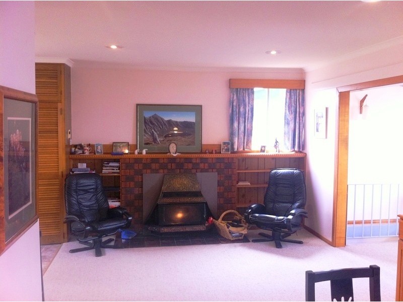 18 Esplanade, Midway Point TAS 7171