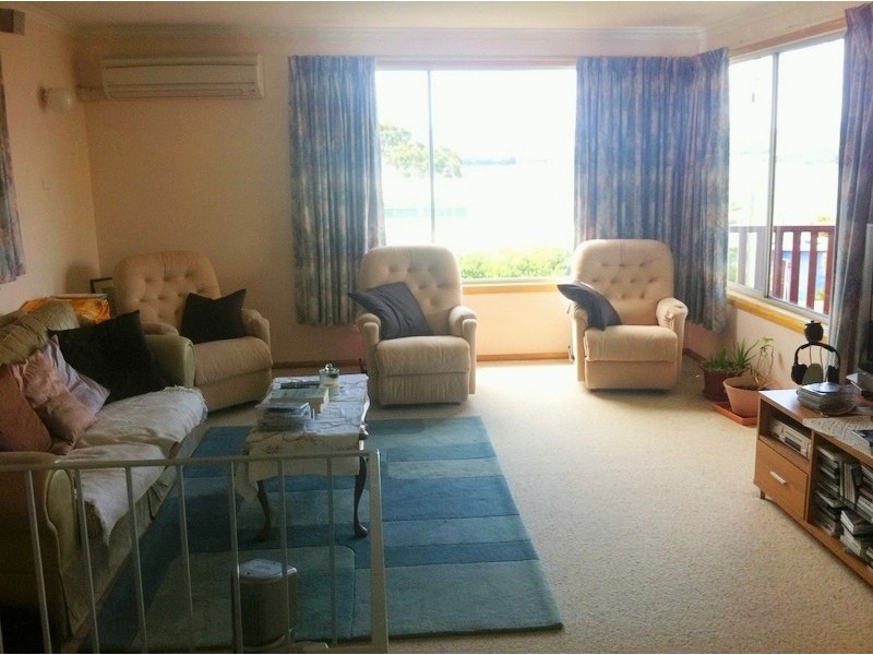 18 Esplanade, Midway Point TAS 7171