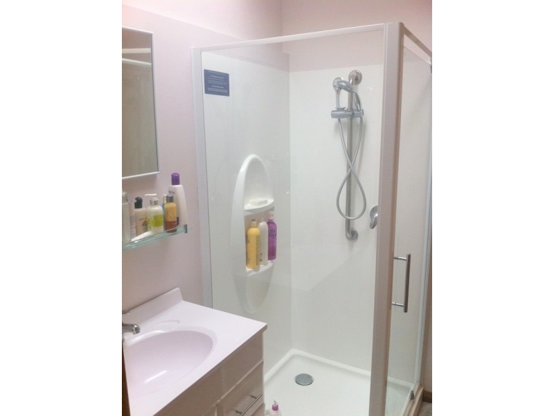 18 Esplanade, Midway Point TAS 7171