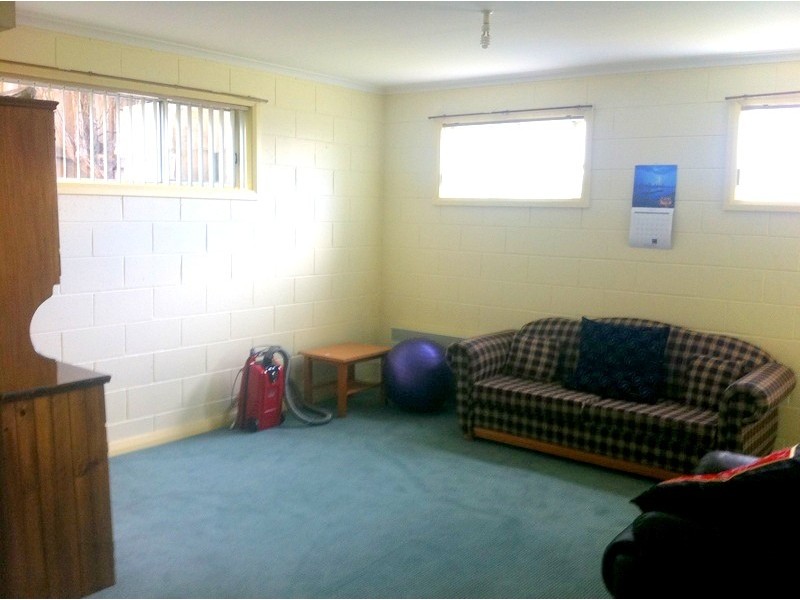 18 Esplanade, Midway Point TAS 7171