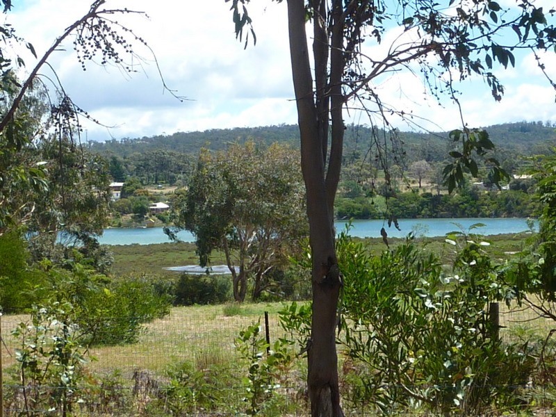 16 Colleen Crescent, Primrose Sands TAS 7173