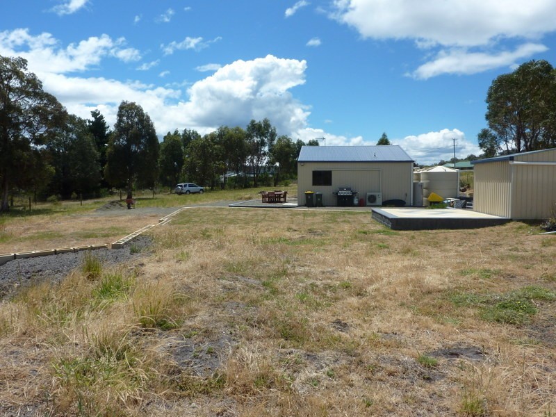 16 Colleen Crescent, Primrose Sands TAS 7173