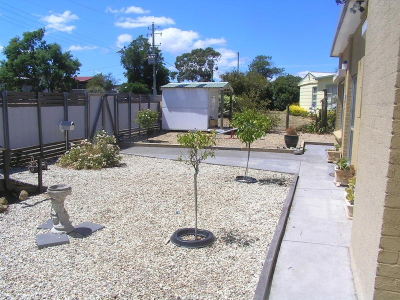 6 Webb Street, Dodges Ferry TAS 7173