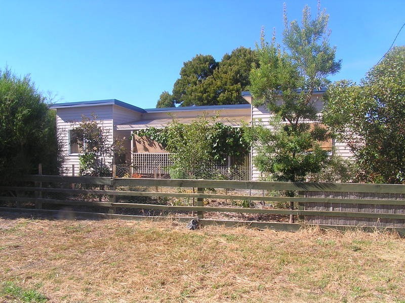 6 Ninth Avenue, Dodges Ferry TAS 7173