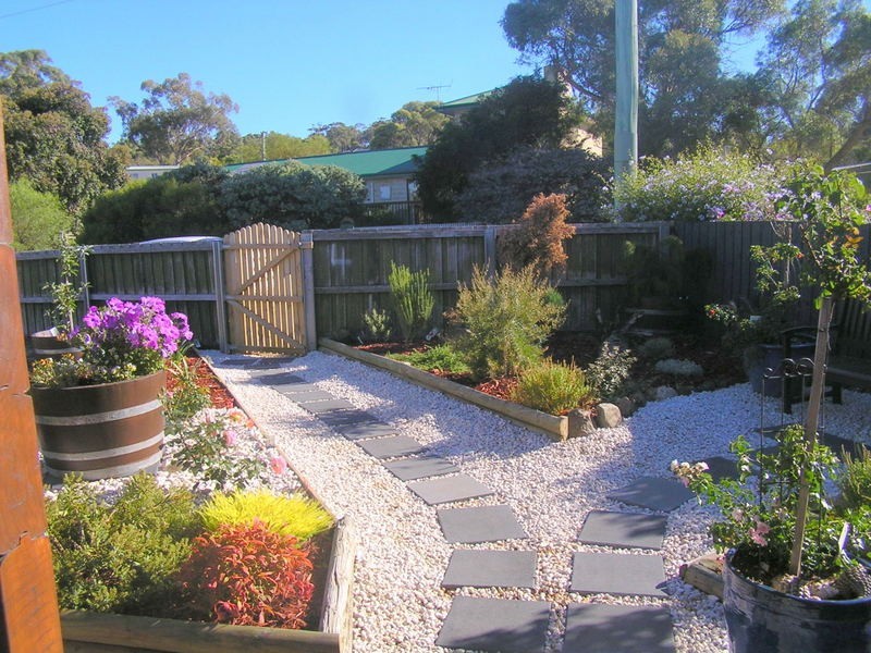 4 Loop Street, Carlton TAS 7173