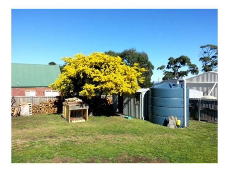 4 Loop Street, Carlton TAS 7173