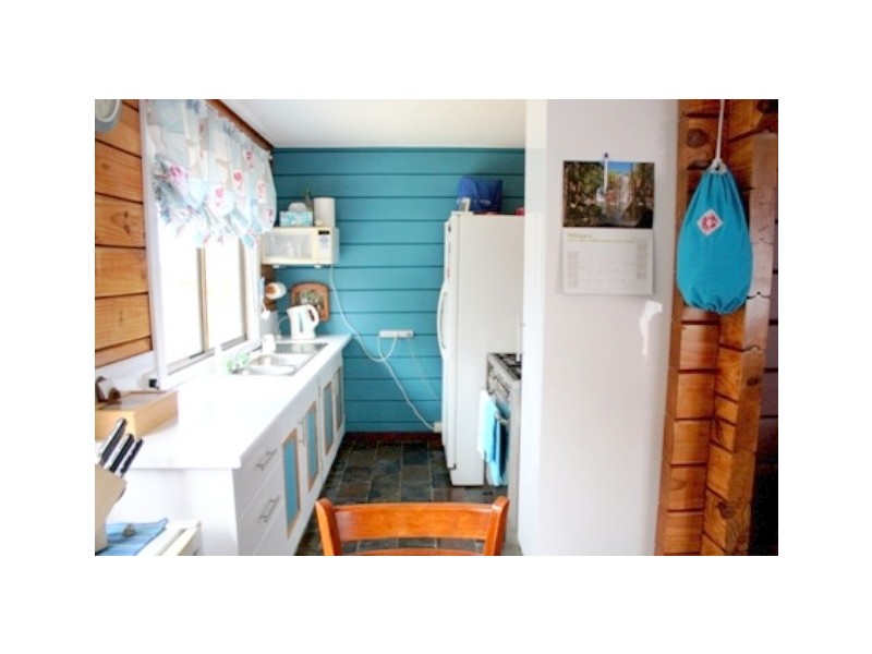 4 Loop Street, Carlton TAS 7173