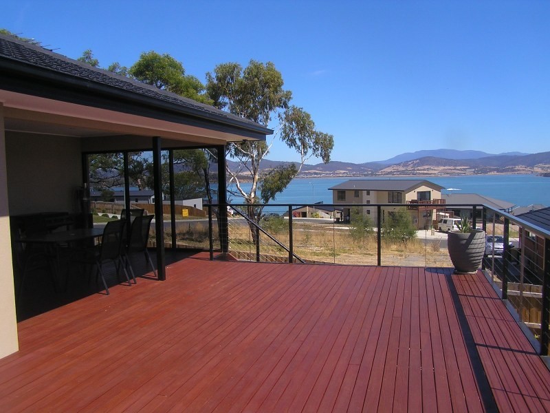 9 Abate Place, Midway Point TAS 7171