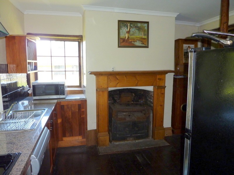 6 Henry Street, Triabunna TAS 7190