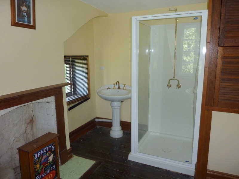 6 Henry Street, Triabunna TAS 7190